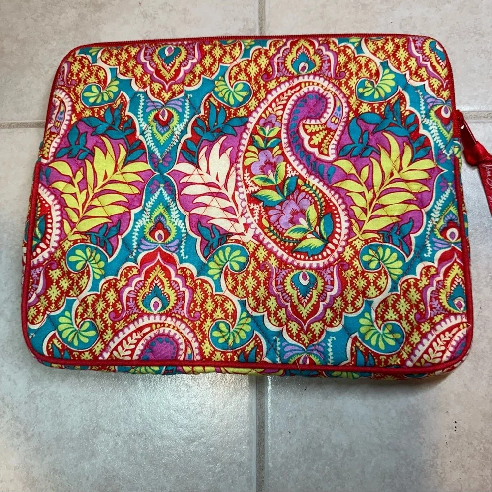 Vera Bradley Paisley In Paradise 10in Tablet Case